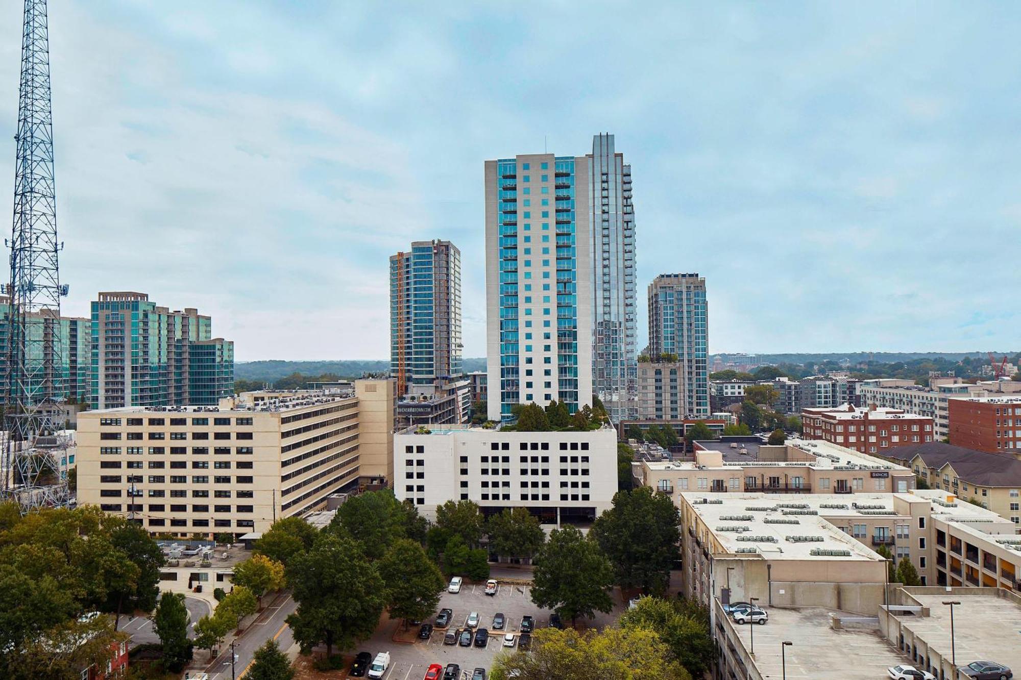 Hotel Renaissance Midtown 4*